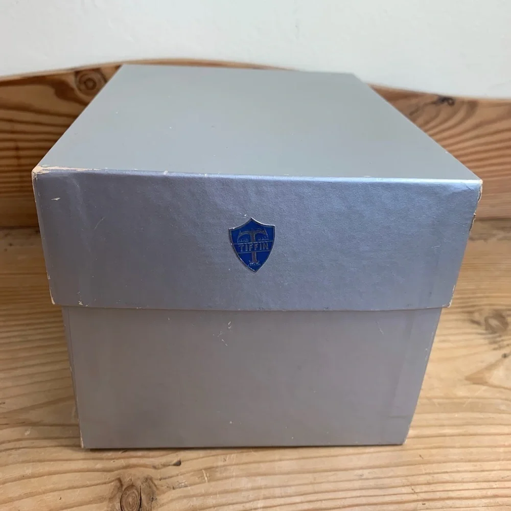 Tiffin new box